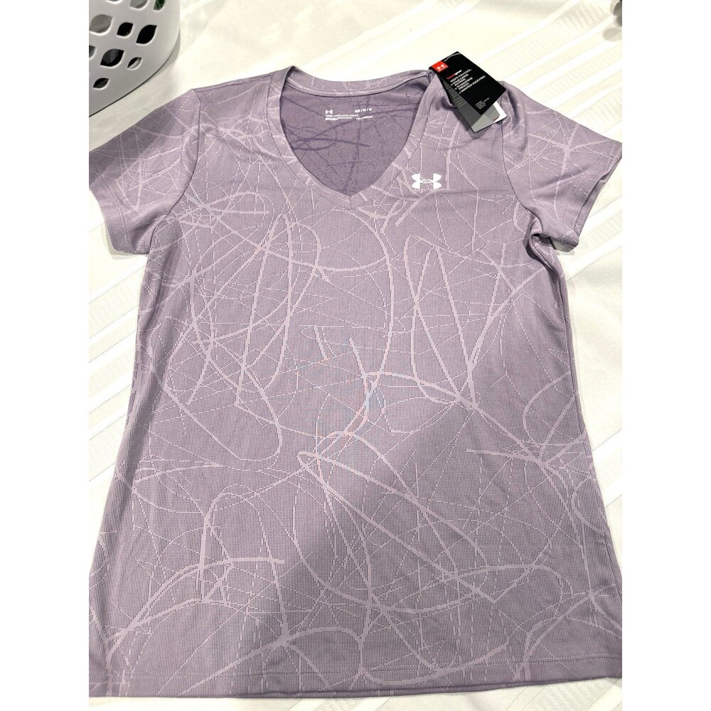 Adidas Athletic Shirt Size Medium - Picture 10 of 12